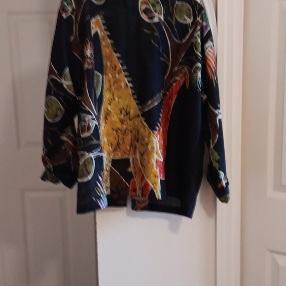 Chico's silk open front jacket. Cuffed sleeves, snap closure at neck - Picture 7 of 7